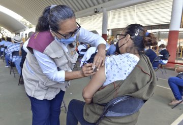 Aseguradoras limitan cobertura para controlar la siniestralidad del Covid