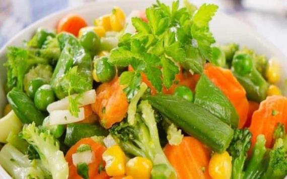 Cinco usos y formas de aprovechar el agua de las verduras cocidas