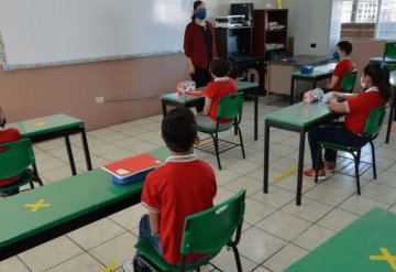 Presenta 40 profesores problemas de comorbilidad durante la pandemia