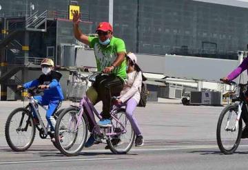 Realizan paseo ciclista dominical en el Aeropuerto Internacional Felipe Ángeles