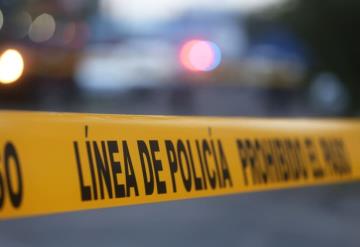 Encuentran el cadáver de una mujer en la cajuela de un auto en CDMX