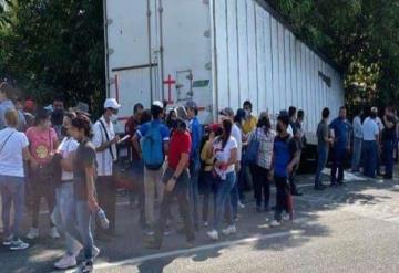 Maestros de la CNTE realizan 8 bloqueos en Chiapas