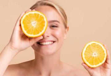 Vitamina C: ¿de día o de noche? Así se potencian sus resultados