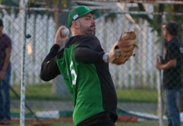 El pitcher Derrick Loop se reportó en el campo de entrenamiento de Olmecas de Tabasco de cara a la Temporada 2022 de la LMB