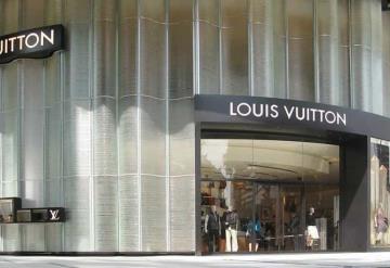 Jefe regala bolsas Louis Vuitton a empleados como agradecimiento por su trabajo