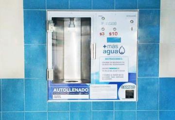 Rellenar tus envases de agua, puede poner en riesgo tu salud