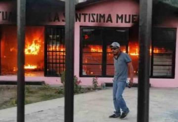 Sujeto quema santuario de la santa muerte en Ciudad Victoria porque Dios se lo ordenó