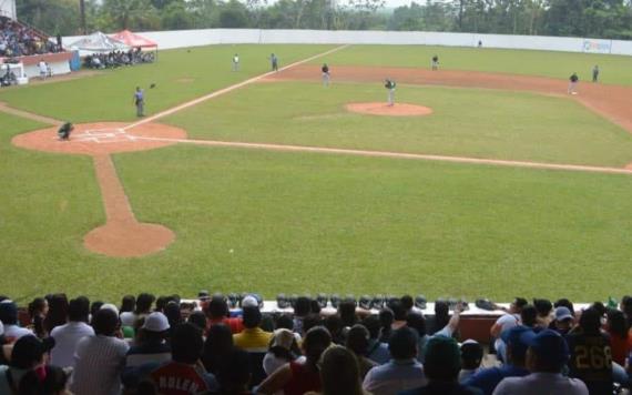 Abarrotan Estadio San Lorenzo de Tacotalpa en partido de Olmecas de Tabasco VS Pericos de Puebla