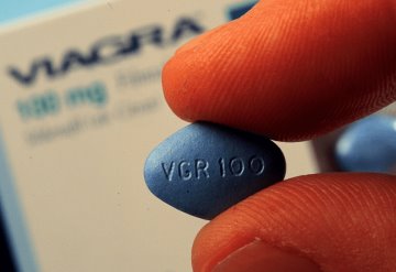 Jóvenes toman viagra y terminan en el hospital por un reto viral