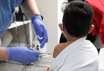 Contemplan aplicar vacunas COVAX contra Covid-19 a menores de 12 a 5 años en CDMX