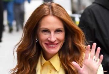 Julia Roberts ya no es rubia y estrena color de pelo