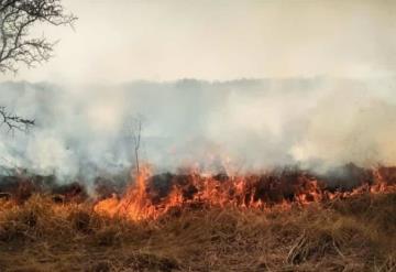 Exhortan a labriegos hacer quemas controladas para evitar que afecten a terceros