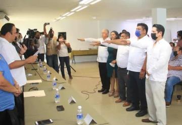 Teodoro García Díaz tomó protesta como presidente de la Cámara Nacional de la Industria de la Artes Gráficas