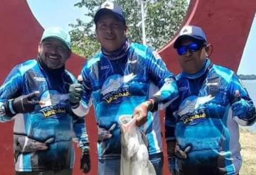 Diógenes Concepcion de Villahermosa gana el primer lugar en el Torneo de Robalo de Oro Tenosique 2022