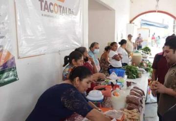 Tacotalpenses se surten en el 3er. Tianguis Campesino “Del Campo a tu Mesa”