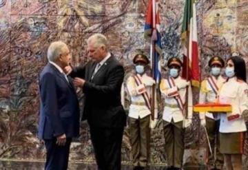 AMLO recibe la máxima condecoración José Martí en Cuba