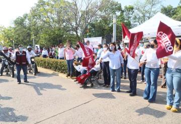 La alcaldesa de Centro, Yolanda Osuna Huerta dio el banderazo de salida a trabajos de descacharrización