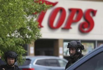 En EU, tiroteo en supermercado de Buffalo deja al menos 10 muertos, asegura policía local