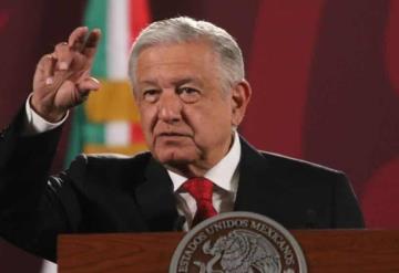 "No vamos a ´bolsear´ a la gente", AMLO frena NOM 236 para verificación de autos