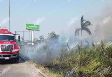 Sofocan múltiples incendios en diversos puntos de Villahermosa