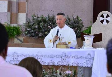 Secretarias hacen lo necesario para surtir los medicamentos a la gente que lo necesita: Denis Ochoa Vidal