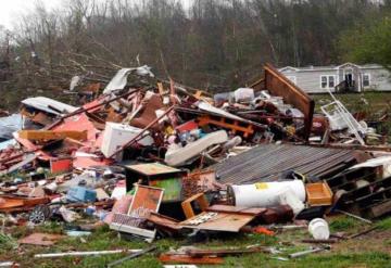 Una segunda persona murió en un extraño tornado que azotó el norte de Michigan