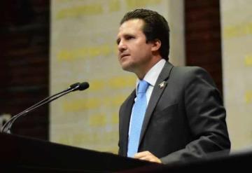 Gerardo Gaudiano pidió la renuncia de la secretaria de salud