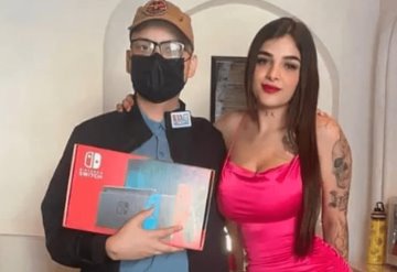 Karely se reúne con joven al que le regaló una quimioterapia