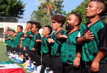 Yo gané una medalla, ¿tú quién eres?: Tri de talla baja se defiende de burlas por su estatura