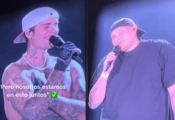 Justin Bieber sube a traductor en concierto y la gente se burla de él por no entender