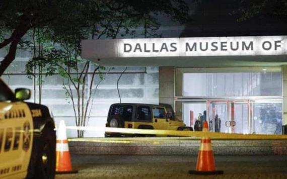 Hombre discute con su novia y destruye piezas arqueológicas del Museo de Dallas