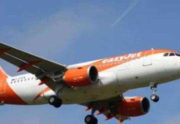 Avión aterriza de emergencia luego de que el piloto fuera al baño