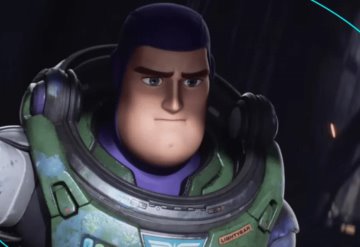 Prohíben película Lightyear por beso lésbico en 14 países