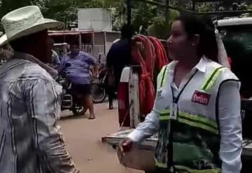 Pobladores de Balancán evitan que empleados de CFE se llevaran cuchillas de la bomba de agua potable