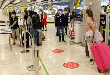 Los aeropuertos elevan sus ingresos gracias a más pasajeros y a la inflación