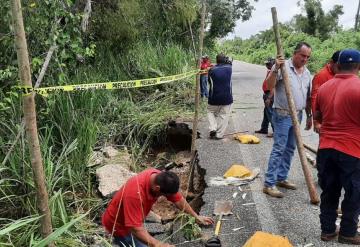 Continúa socavándose carretera Jalapa-Villahermosa