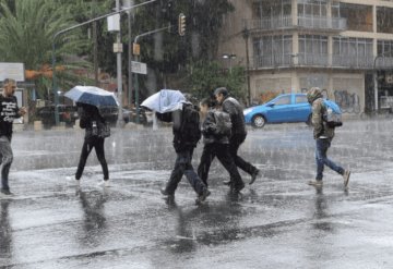 Continuarán lluvias torrenciales en Guerrero, y puntuales intensas en Michoacán, Oaxaca, Puebla y Veracruz