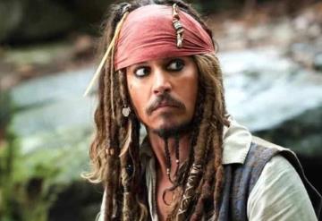 Busca Disney recontratar a Johnny Depp; le pagarían 301 mdd