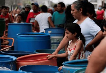 AMLO propuso que empresas bajen su producción ante crisis de agua en Nuevo León