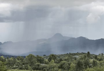 Monzón mexicano mantendrá probabilidad de lluvias muy fuertes en estados del país