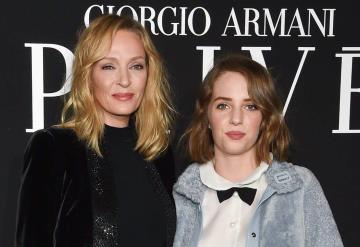 Maya Hawke de ‘Stranger Things’ habla acerca del aborto de su madre Uma Thurman