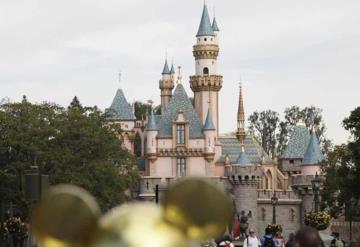 Hackean cuentas de Disneylandia en Facebook e Instagram