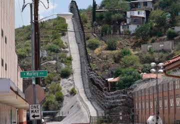 México destinará mil 500 mdd para reforzar la frontera con EU