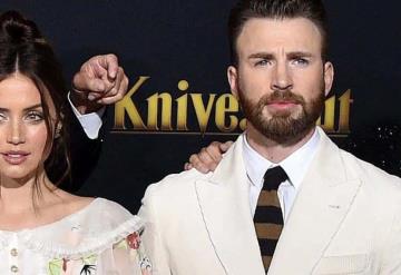 Chris Evans presume que Ana de Armas le enseñó a hablar un poquito de español