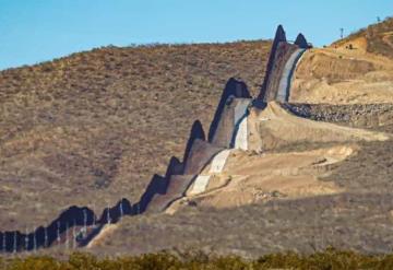 Hermanos oaxaqueños mueren abrazados en desierto; coyote los abandonó