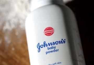 Johnson & Johnson retira del mercado mundial su polvo de talco