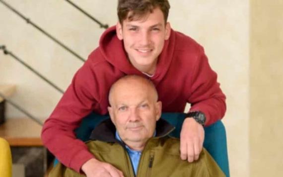 Abuelito de 92 años reacciona cuando su nieto le dijo que era gay: “te queremos libre”