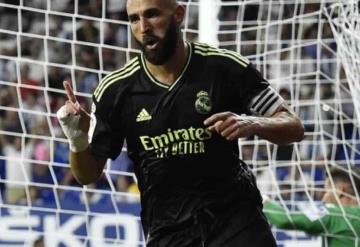 Karim Benzema rescata sobre la hora al Real Madrid