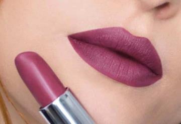 Tintes de labios que te darán un look más provocador este otoño