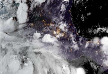 Se prevén lluvias torrenciales por tormenta tropical Kay